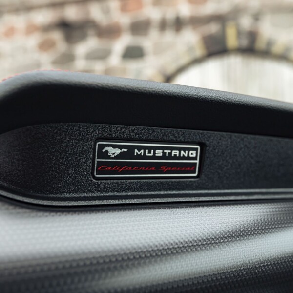 Ford Mustang California Special 2019 5.0L 450л.с.
