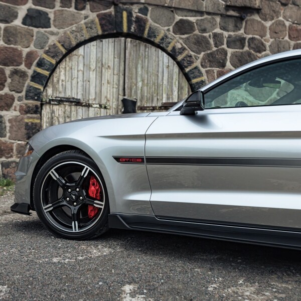 Ford Mustang California Special 2019 5.0L 450л.с.
