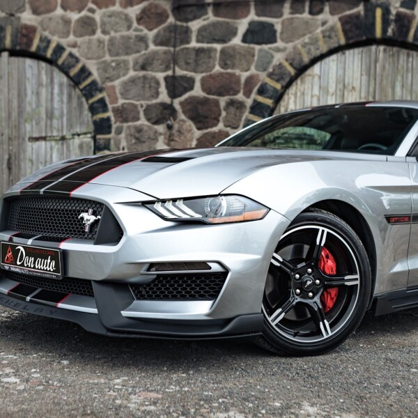 Ford Mustang California Special 2019 5.0L 450л.с.