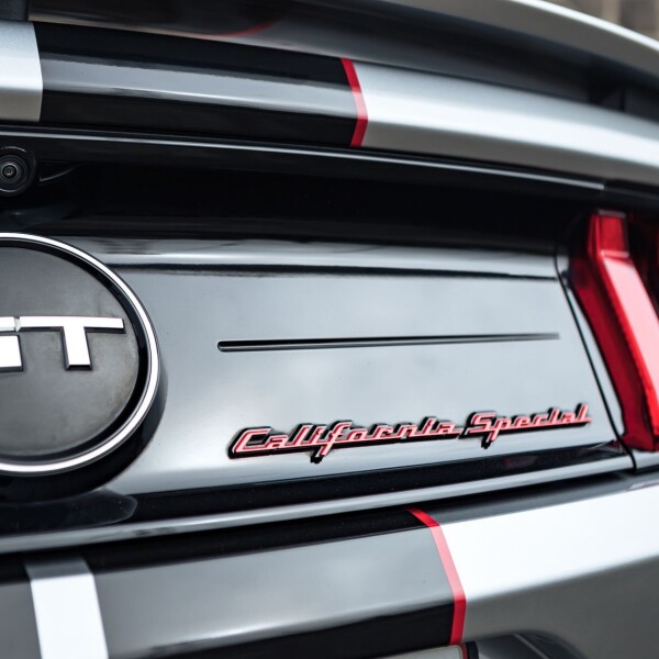 Ford Mustang California Special 2019 5.0L 450л.с.