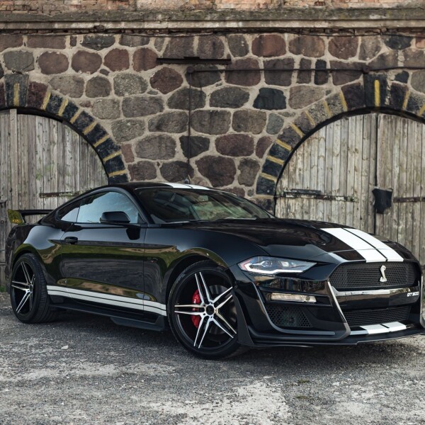 Ford Mustang Shelby GT500 2023 5.2L 760hp.