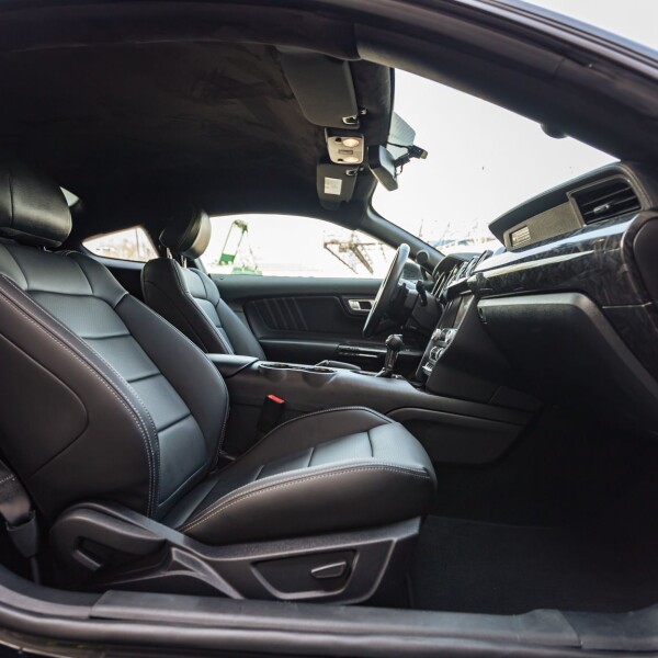 Ford Mustang Shelby GT500 2023 5.2L 760hp.