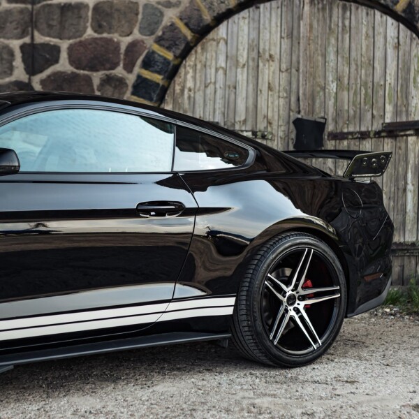 Ford Mustang Shelby GT500 2023 5.2L 760hp.