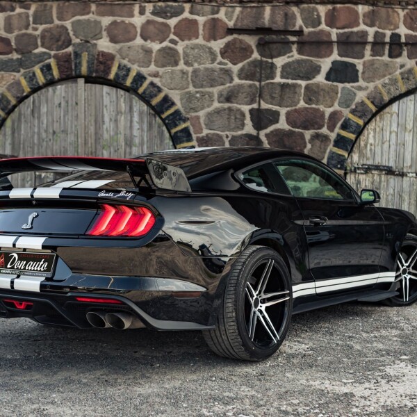 Ford Mustang Shelby GT500 2023 5.2L 760hp.