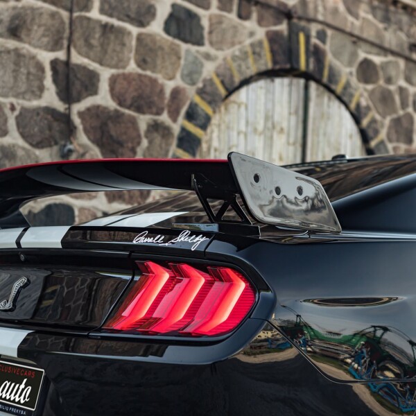 Ford Mustang Shelby GT500 2023 5.2L 760hp.