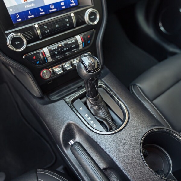 Ford Mustang Shelby GT500 2023 5.2L 760hp.