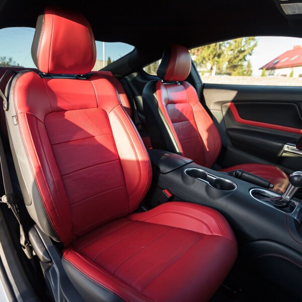 Ford Mustang EcoBoost 2018 2.3L 314cv.