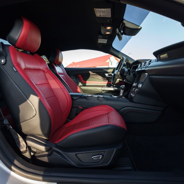 Ford Mustang EcoBoost 2018 2.3L 314cv.