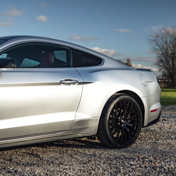 Ford Mustang EcoBoost 2018 2.3L 314cv.
