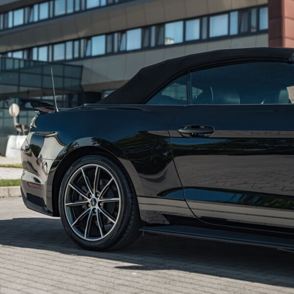 Ford Mustang 2022 2.3L 314cv