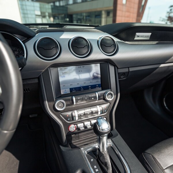 Ford Mustang 2022 2.3L 314cv