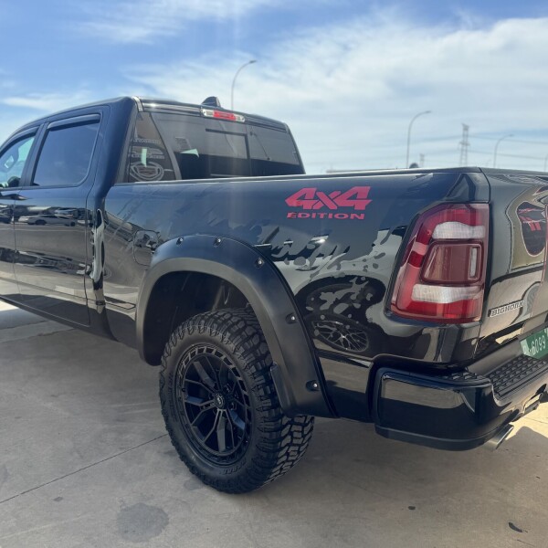 RAM 1500 Bighorn 2019 5.7L 395hp