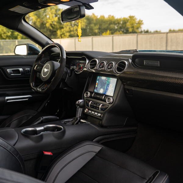 Ford Mustang GT 5.0 V8 2022 en azul