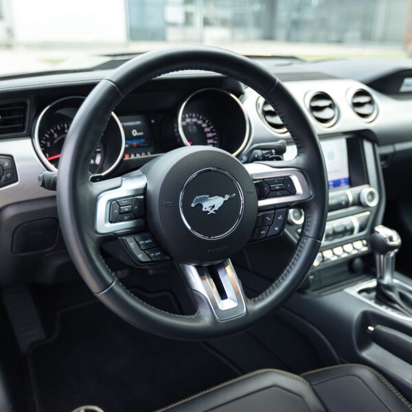 Ford Mustang GT 2023 5.0L 455 hp